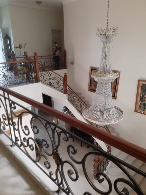 Rumah Bagus Di Jl Mawar Lestari Indah & Jl Taman Lebak Bulus Jakarta Selatan