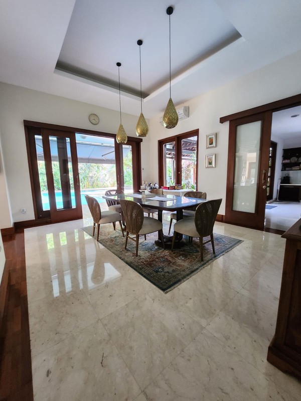 Modern Tropical House Di Cilandak Area 