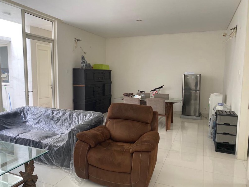 Jual Rumah Grand Pakuwon Cluster North Victoria Tandes Surabaya Barat Siap Huni