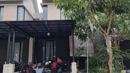 Jual Rumah Cantik 2.5 Lantai Northwest Hill Citraland Surabaya Barat