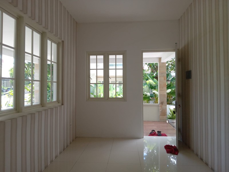 Jual Rumah hook Royal Residence Monticello wiyung Surabaya barat