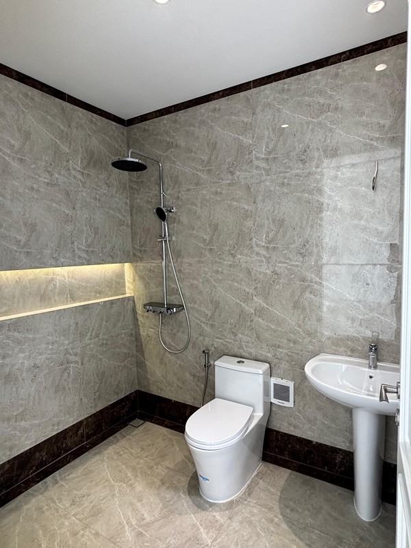 Brand New Rumah Cempaka Putih Tengah Jakarta Pusat