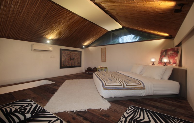 For Annual / Monthly rental - Luxury modern huge  villa with rice field view in quiet spot Canggu - Bali