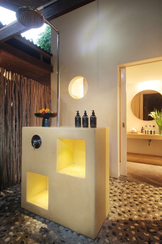 For Annual / Monthly rental - Luxury modern huge  villa with rice field view in quiet spot Canggu - Bali