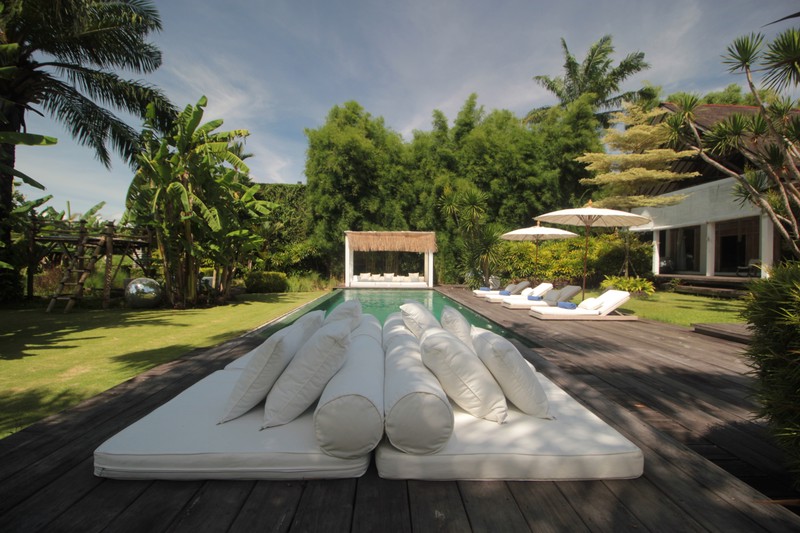 For Annual / Monthly rental - Luxury modern huge  villa with rice field view in quiet spot Canggu - Bali