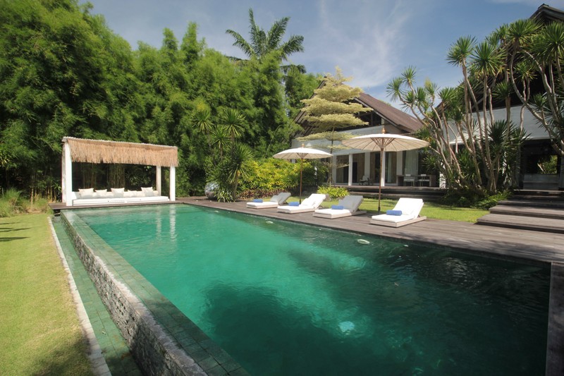 For Annual / Monthly rental - Luxury modern huge  villa with rice field view in quiet spot Canggu - Bali