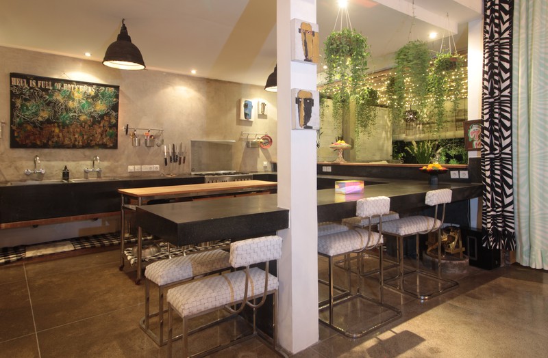 For Annual / Monthly rental - Luxury modern huge  villa with rice field view in quiet spot Canggu - Bali