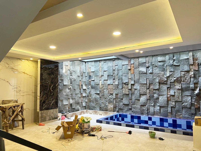 Rumah Baru Gress di Pakuwon City San Antonio Surabaya Timur, Minimalis, ada Kolam Renang, 3 Lantai, Ready 1 unit aja... DISEWAKAN JUGA... Buruan !!!! - JK -