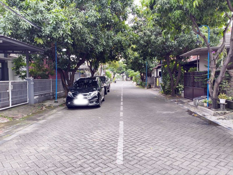 Rumah di Citra Alamanda Tropodo Sidoarjo, Bagus + Terawat, Row Jalan Lebar, Siap Huni - LS -