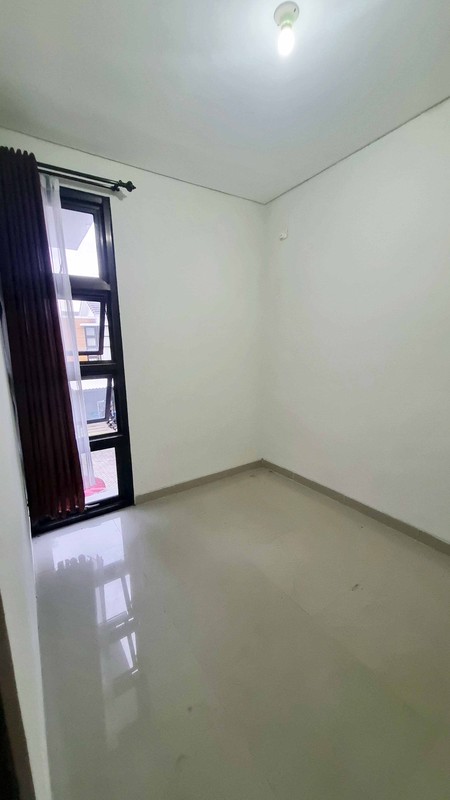 Rumah Baru Gress !!! di SHOJI LAND SIDOARJO, Minimalis, 2 Lantai... READY BURUANN !!! - LS -