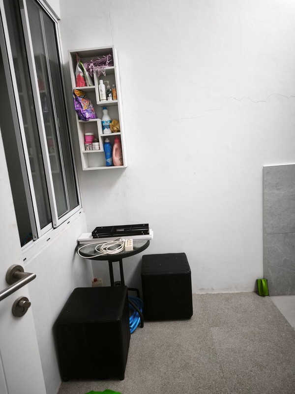 Disewakan Rumah Cantik 2 Lantai Wisata Bukit Mas Cluster Chelsea Surabaya Barat