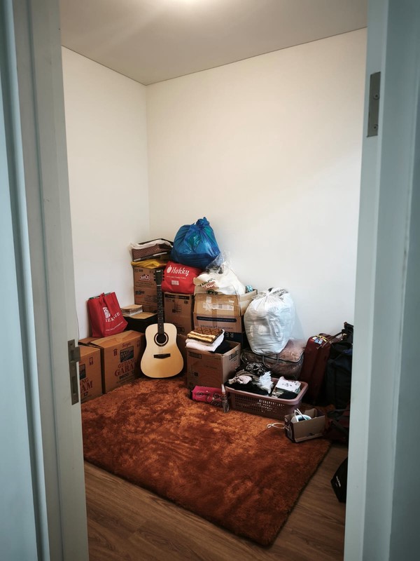 Disewakan Rumah Cantik 2 Lantai Wisata Bukit Mas Cluster Chelsea Surabaya Barat