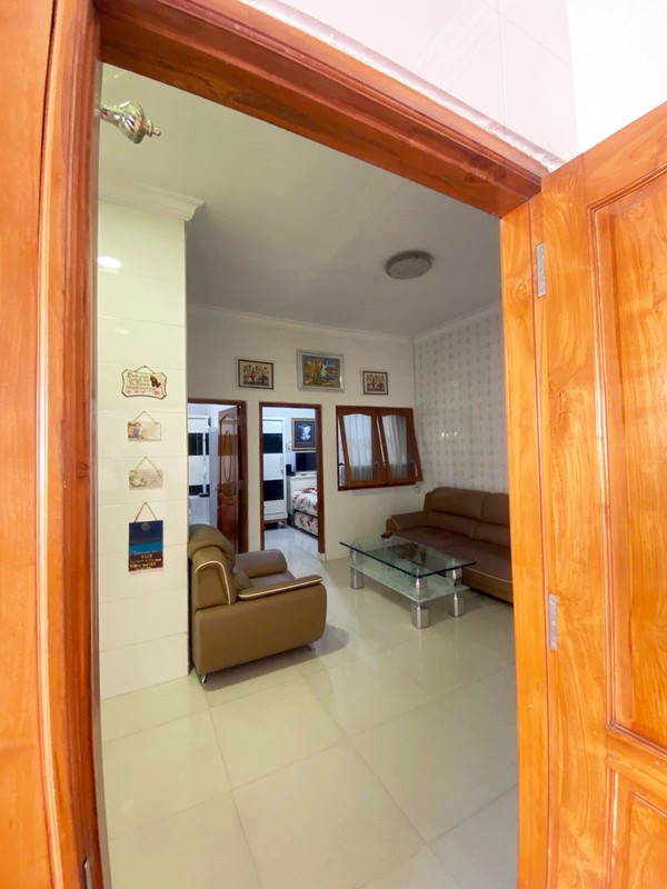 Rumah di Kebraon Indah Permai Surabaya Barat (sebelah Grand Harvest), Bagus + Terawat, Siap Huni !!!