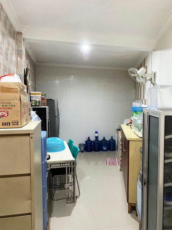 Rumah di Kebraon Indah Permai Surabaya Barat (sebelah Grand Harvest), Bagus + Terawat, Siap Huni !!!