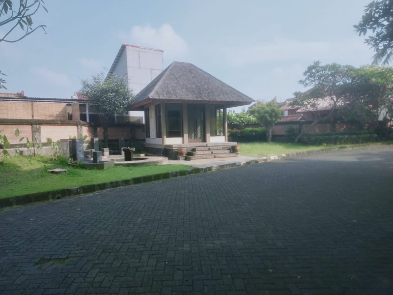 Rumah Nyaman dan Asri di Baliview Cirendeu, Dekat MRT & Fasilitas Lengkap