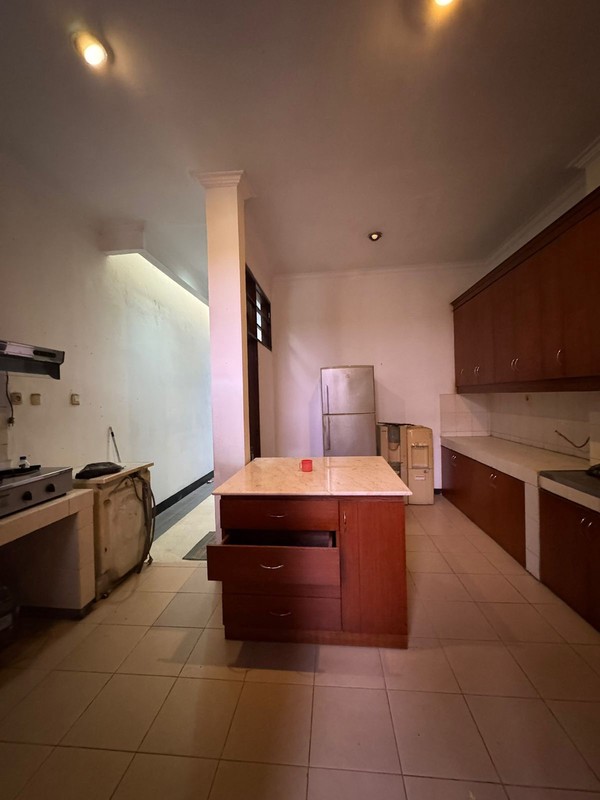 RUMAH DIJUAL JALAN KARANG ASEM JAKARTA SELATAN