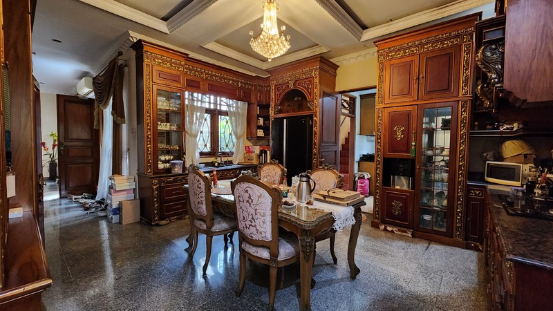 RUMAH MEWAH EKSKLUSIF - DIBAWAH HARGA PASAR di KAWASAN TERBAIK PANCORAN JAKARTA SELATAN