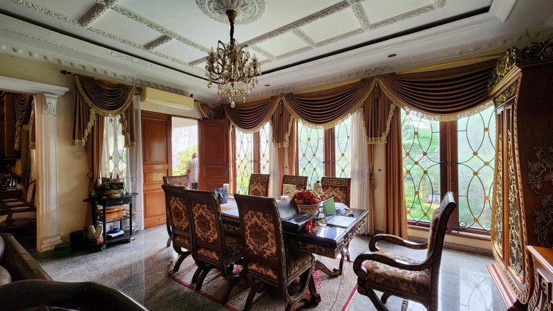 RUMAH MEWAH EKSKLUSIF - DIBAWAH HARGA PASAR di KAWASAN TERBAIK PANCORAN JAKARTA SELATAN