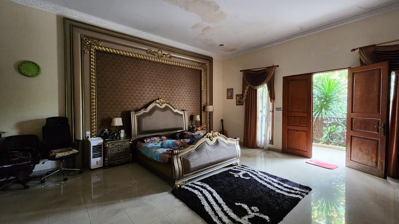 RUMAH MEWAH EKSKLUSIF - DIBAWAH HARGA PASAR di KAWASAN TERBAIK PANCORAN JAKARTA SELATAN