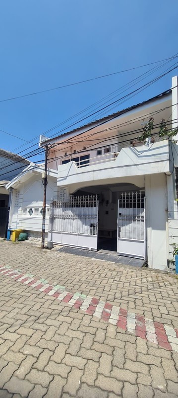 Dijual Rumah Strategis Semolowaru Elok Surabaya Dekat Galaxy Mall & ITS