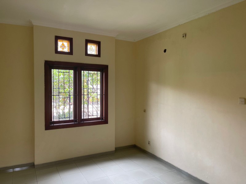 Dijual Rumah Hunian Mewah Rungkut Asri Surabaya Dekat Pusat Kota