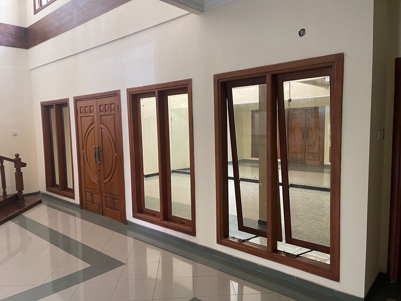 Dijual Rumah Hunian Mewah Rungkut Asri Surabaya Dekat Pusat Kota