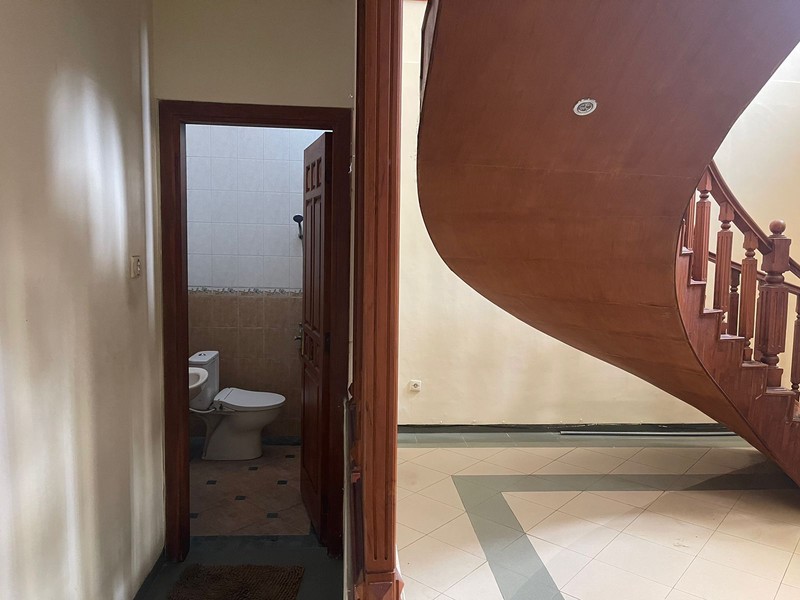 Dijual Rumah Hunian Mewah Rungkut Asri Surabaya Dekat Pusat Kota