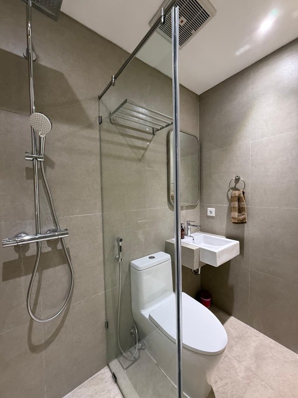 Rumah Modern Northwest Central Surabaya Furnish Premium Cocok Keluarga