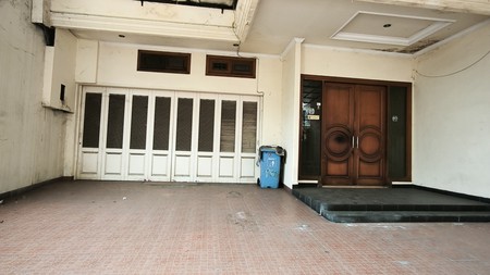 Ruko Gandeng di Petojo Jakarta Pusat Cocok buat Kantor & Bisnis