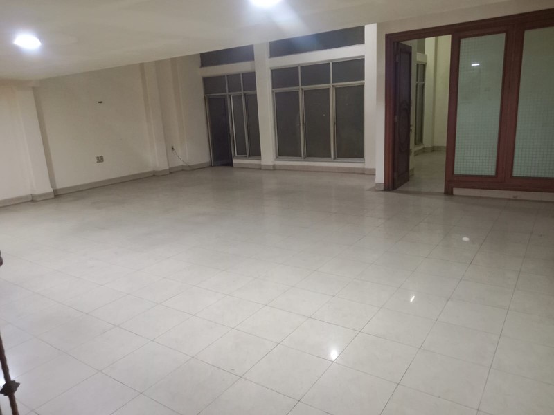 Ruko Gandeng BANGUNAN EX KANTOR di Petojo Jakarta Pusat Cocok buat Kantor & Bisnis