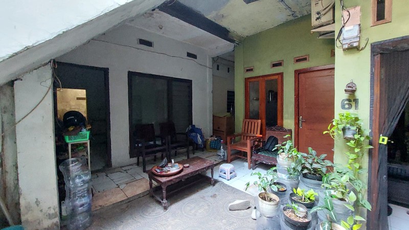 Sebidang Lahan dekat Ragunan Pasar Minggu 20M dari Harsono RM bonus bangunan lama Ruko dan Kamar Kontrakan