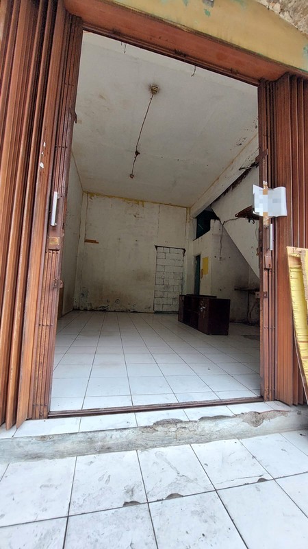 Sebidang Lahan dekat Ragunan Pasar Minggu 20M dari Harsono RM bonus bangunan lama Ruko dan Kamar Kontrakan