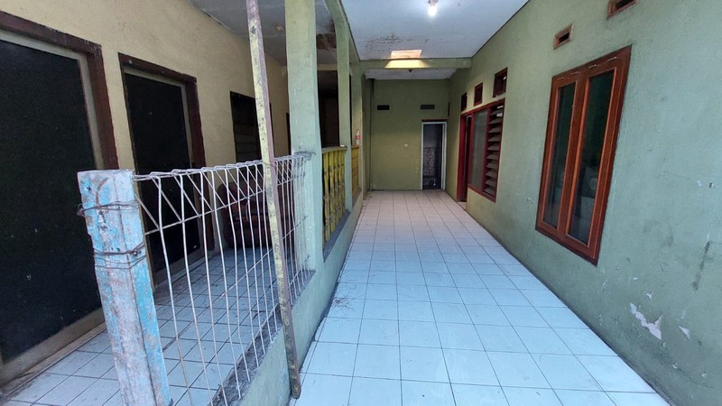 Sebidang Lahan dekat Ragunan Pasar Minggu 20M dari Harsono RM bonus bangunan lama Ruko dan Kamar Kontrakan