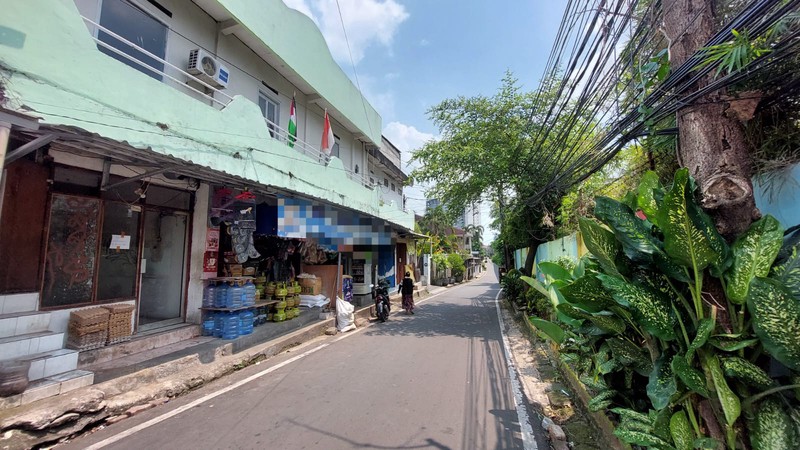Sebidang Lahan dekat Ragunan Pasar Minggu 20M dari Harsono RM bonus bangunan lama Ruko dan Kamar Kontrakan