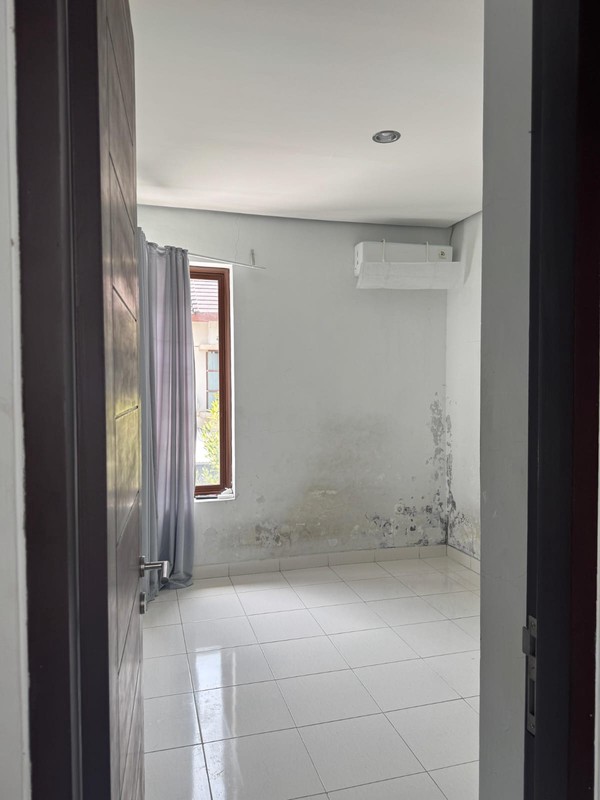 Rumah Nyaman Siap Huni di Green Serpong Bintaro - Lokasi Strategis & Lingkungan Asri