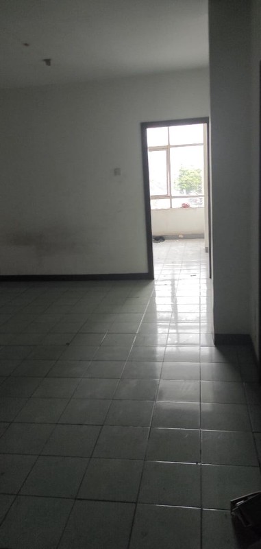 Disewakan Ruko Strategis & Bebas Banjir di Cideng Barat - Siap Huni!