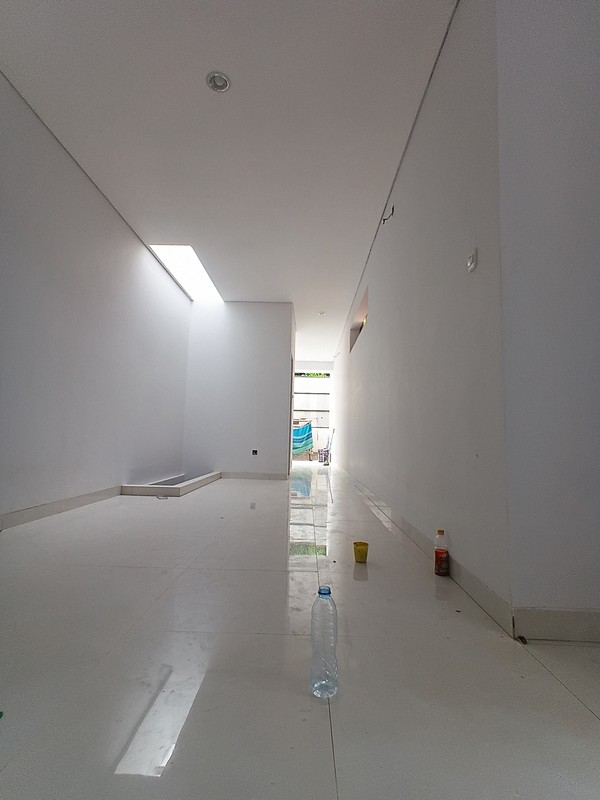 Disewakan Rumah/Kantor baru di Kebayoran baru