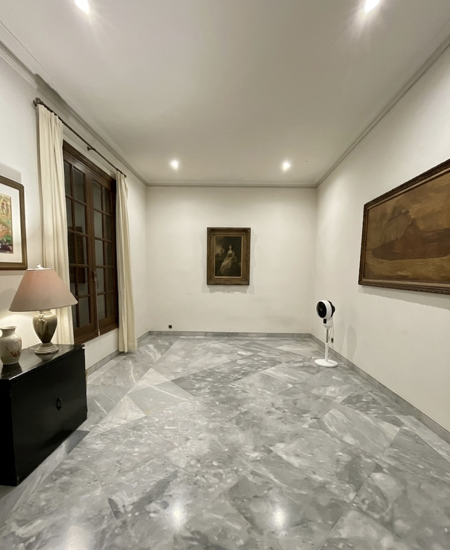 Dijual Rumah Mewah Hook di Jl Martimbang Kebayoran Baru