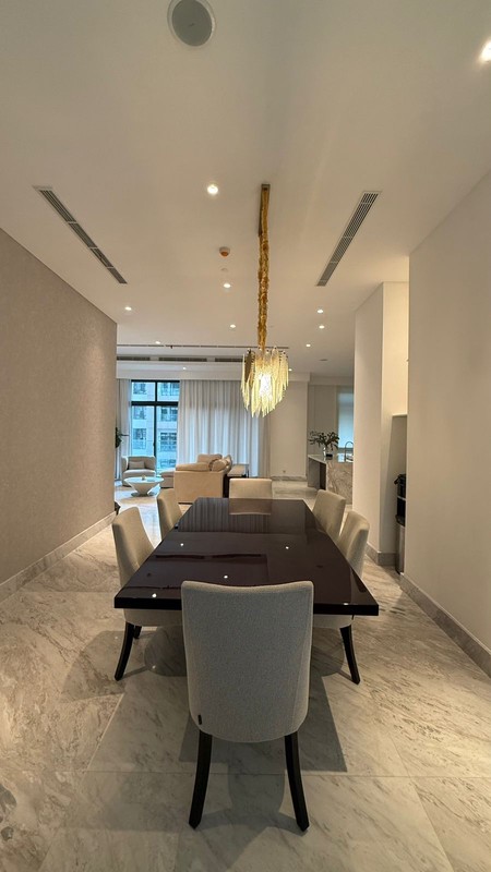 Disewakan Unit Apartemen Le Parc at Thamrin Nine 4BR 281 M2 Full Furnished, Pool View