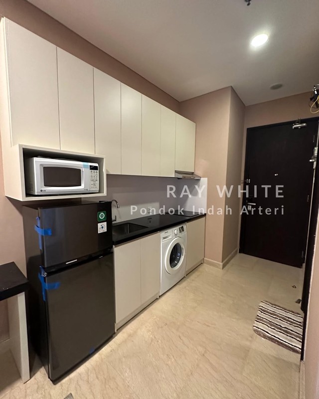 Sudirman Suites - Brand New Elegant 1BR Furnished 