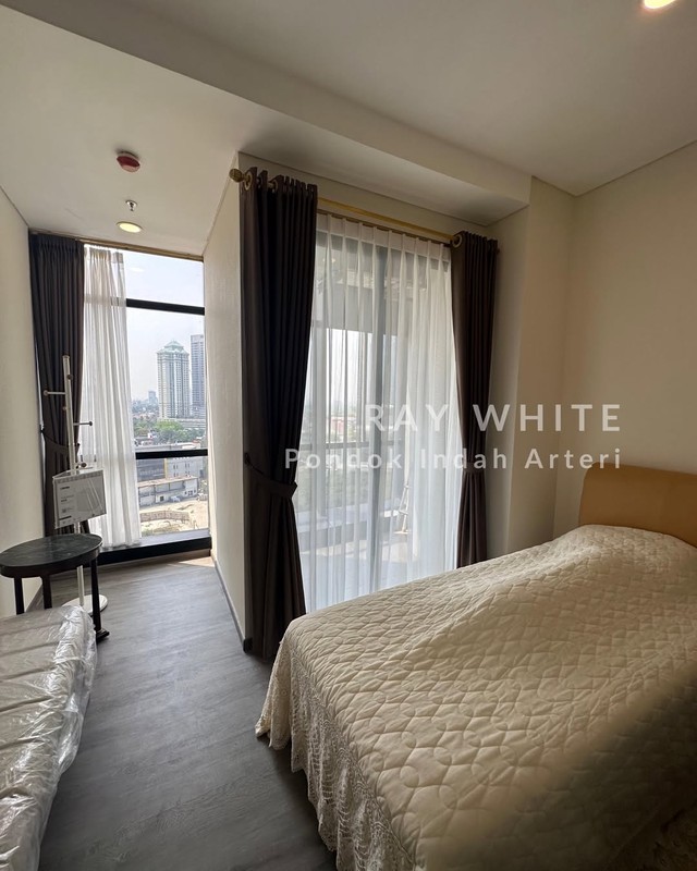 Sudirman Suites - Brand New Elegant 1BR Furnished 