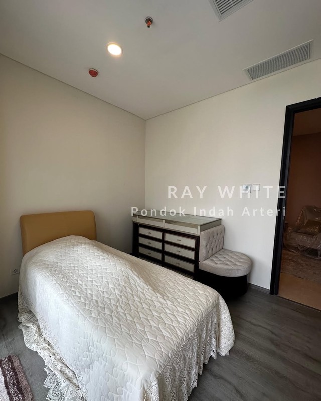 Sudirman Suites - Brand New Elegant 1BR Furnished 