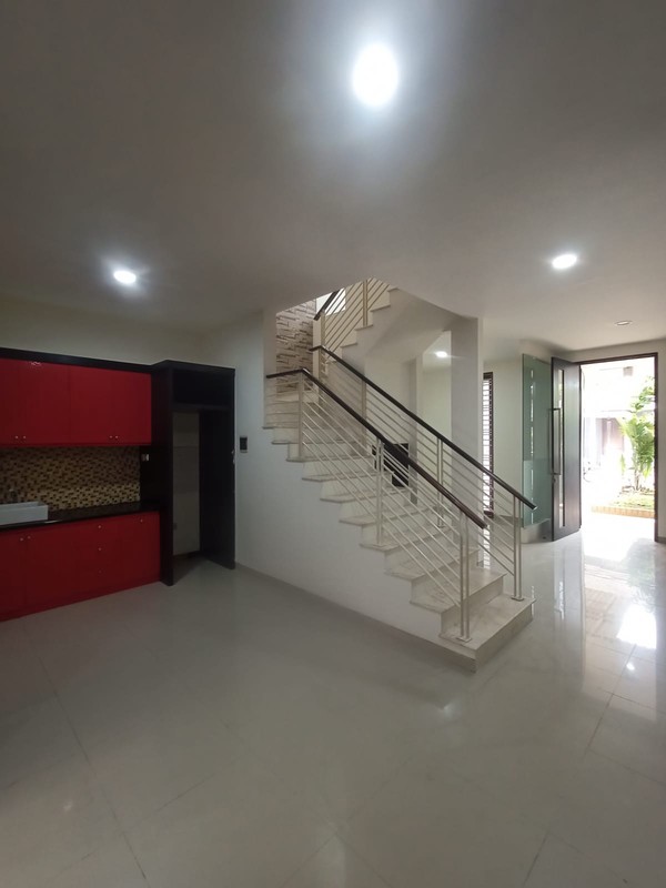 Jual Cepat Rumah 2 lantai Pantai Mentari Cluster The Havens