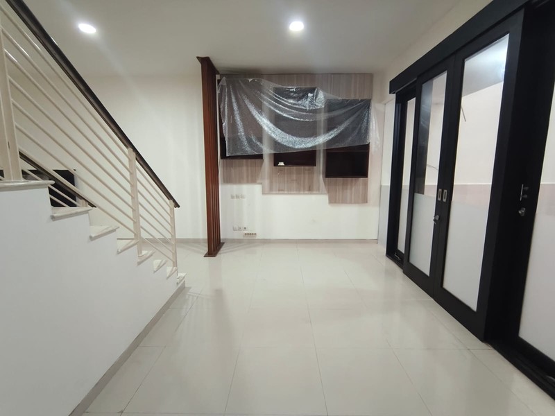 Jual Cepat Rumah 2 lantai Pantai Mentari Cluster The Havens