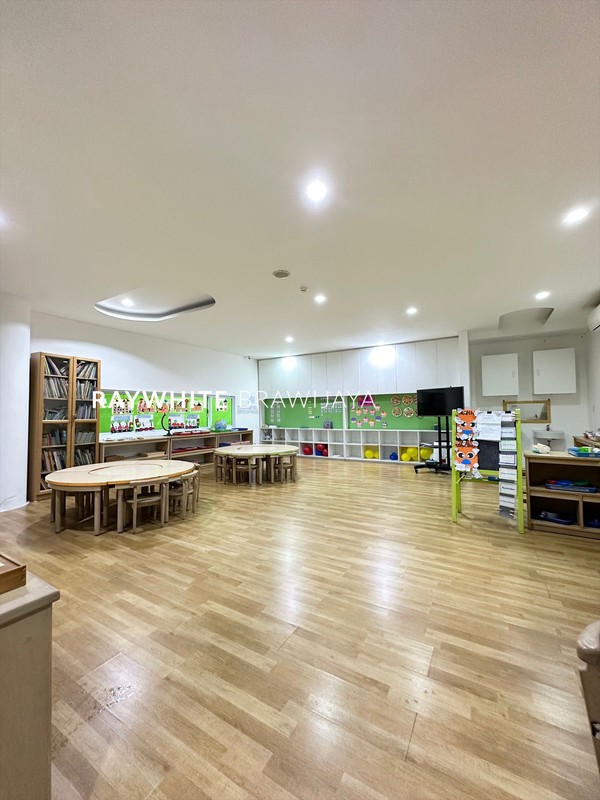 Gedung Lokasi Strategis Area Cipete Abdul Majid Raya