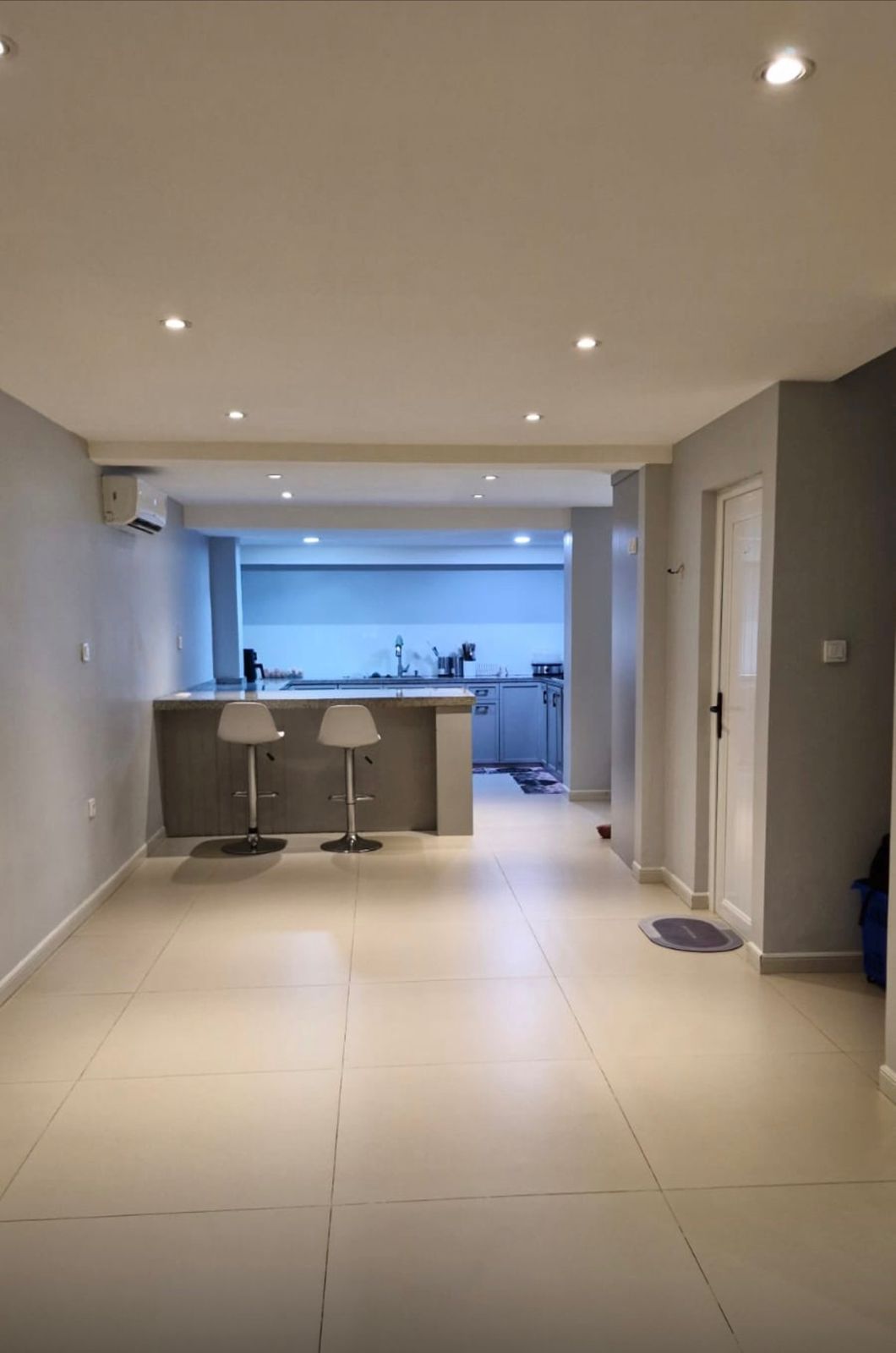 Rumah 3 lantai Renov dan Fully Furnish, Lokasi OK di Jl. Pelepah Elok Kelapa Gading