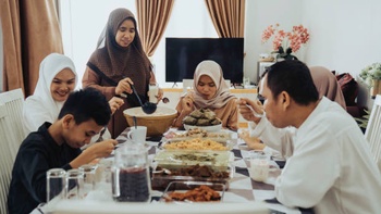 Tradisi Unik Menyambut Idul Fitri di Beberapa Daerah di Indonesia