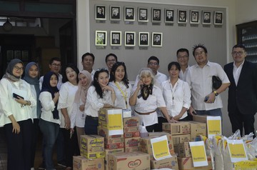 Ray White Menteng Cares at Panti Asuhan Vincentius Putra - Sponsored by Unilever