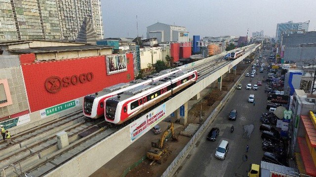 LRT Jakarta akan menghubungkan Kelapa Gading ke pusat kota.