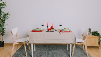 Karpet di Ruang Makan, Untuk Kebutuhan atau sekedar Dekorasi?